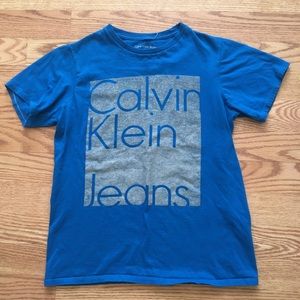 Boys size M Calvin Klein blue T-shirt